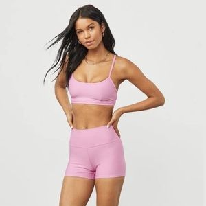 ALO Airlift Intrigue Sports Bra Size XS (2-4) in Pink